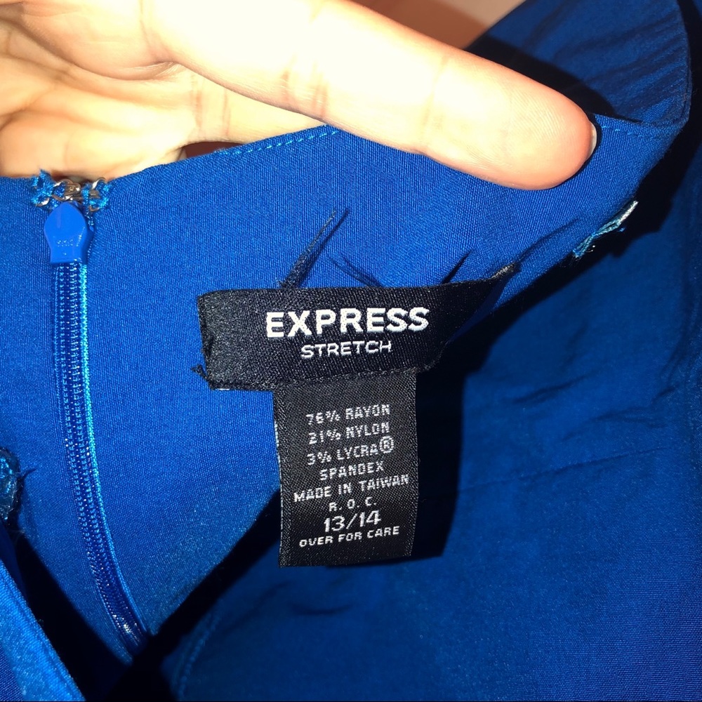 Express Wiggle Dress - Picture 3 of 8